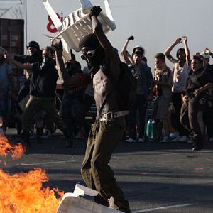 Fotoğraf Diaz: Don't Clean Up This Blood