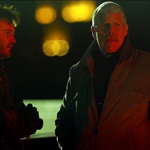 Fotoğraf Josh Lawson