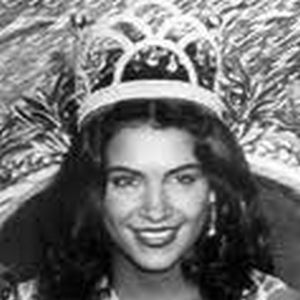 Fotoğraf Cindy Breakspeare