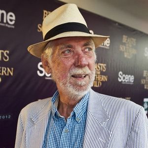 Fotoğraf Lowell Landes