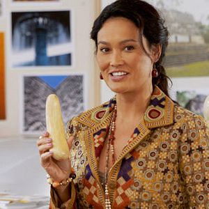 Fotoğraf Tia Carrere