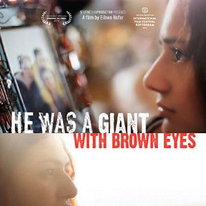 Fotoğraf Kahverengi Gözlü Bir Devdi