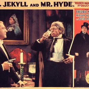 Fotoğraf Dr. Jekyll ve Bay Hyde