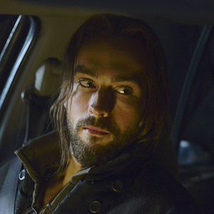 Fotoğraf Tom Mison