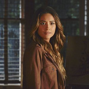 Fotoğraf Troian Bellisario