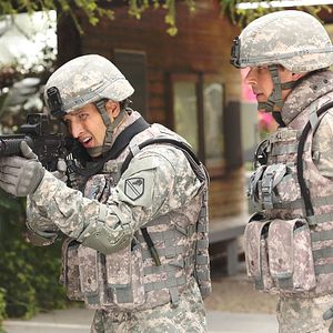 Fotoğraf Chris Lowell