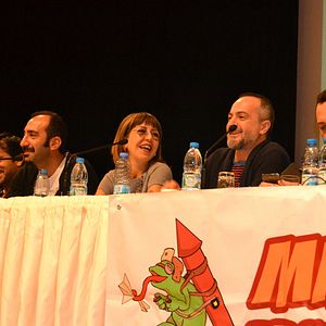 Fotoğraf Sağ Salim 2: Sil Baştan