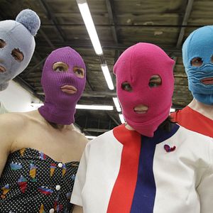 Fotoğraf Pokazatelnyy protsess: Istoriya Pussy Riot