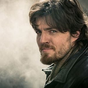 Fotoğraf Tom Burke