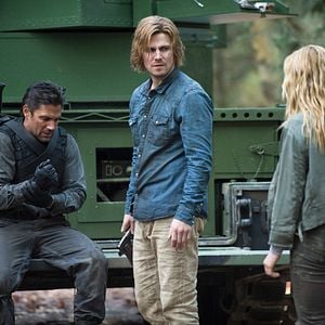 Fotoğraf Manu Bennett