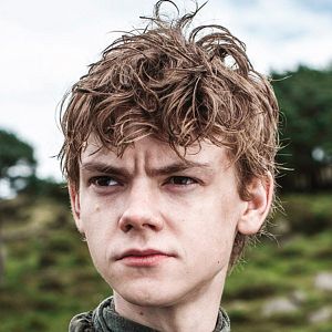 Fotoğraf Thomas Brodie-Sangster