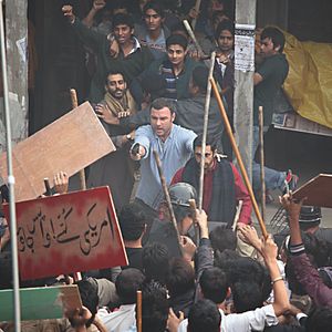 Fotoğraf Zoraki Radikal