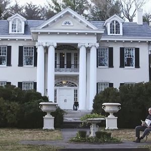 Fotoğraf Powers Boothe