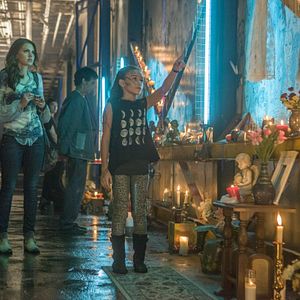 Fotoğraf Star-Crossed