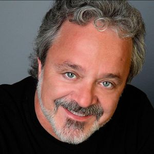 Fotoğraf Jim Cummings