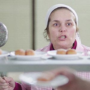 Fotoğraf Boynu Bükükler