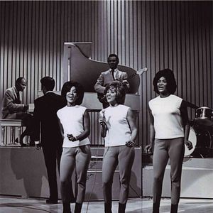 Fotoğraf 20 Feet from Stardom