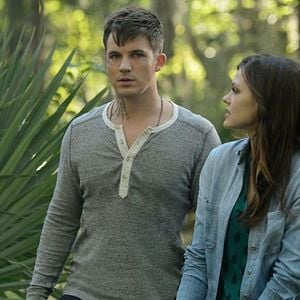 Fotoğraf Aimee Teegarden