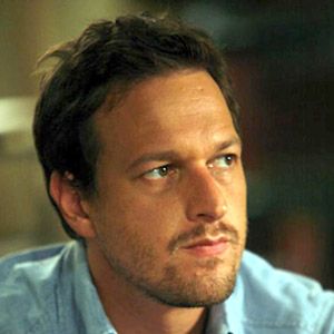 Fotoğraf Josh Charles