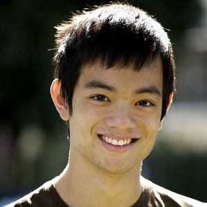 Fotoğraf Osric Chau