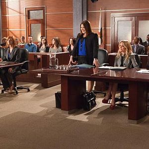 Fotoğraf Brooke Elliott