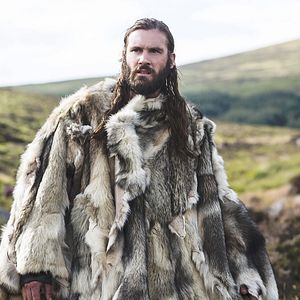Fotoğraf Clive Standen