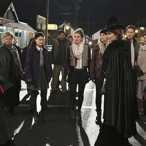 Fotoğraf Emilie de Ravin