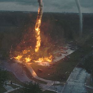 Fotoğraf Fırtınanın İçinde