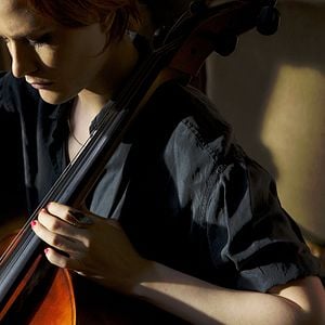 Fotoğraf Charlie Countryman'ın Gerekli Ölümü