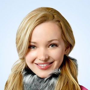 Fotoğraf Dove Cameron