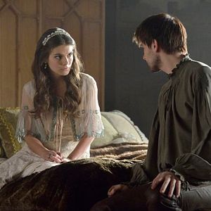 Fotoğraf Caitlin Stasey