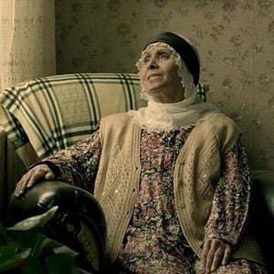 Fotoğraf Gölgedekiler