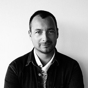 Fotoğraf Jonas Alexander Arnby