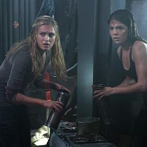 Fotoğraf Marie Avgeropoulos