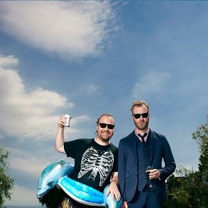 Fotoğraf Mistaken for Strangers