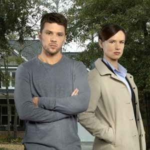 Fotoğraf Secrets And Lies (US)