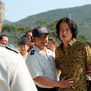 Fotoğraf A Girl at My Door