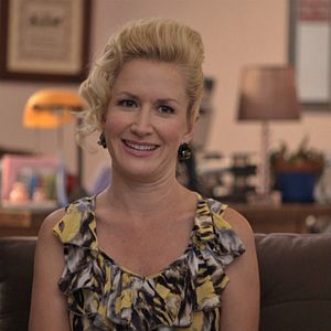 Fotoğraf Angela Kinsey