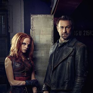 Fotoğraf Grant Bowler