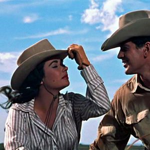 Fotoğraf Devlerin Aşkı