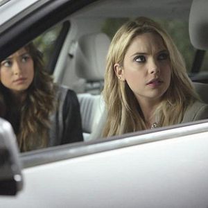 Fotoğraf Shay Mitchell