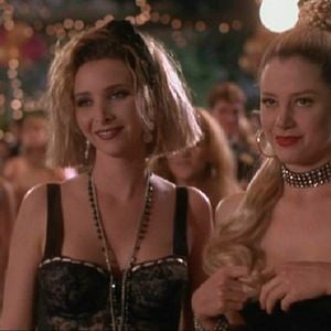 Fotoğraf Tatlı Yalanlar