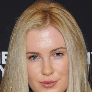 Fotoğraf Ireland Basinger Baldwin