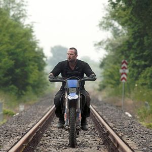 Fotoğraf Sullivan Stapleton