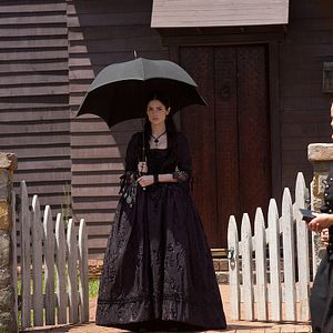 Fotoğraf Janet Montgomery