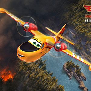 Fotoğraf Uçaklar: Söndür ve Kurtar