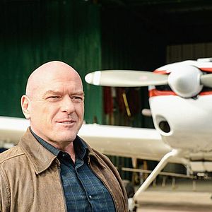Fotoğraf Dean Norris