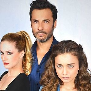 Fotoğraf Güllerin Savaşı