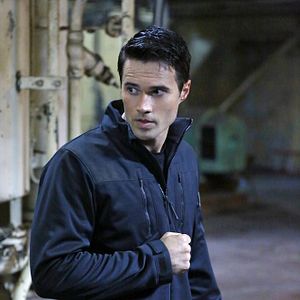 Fotoğraf Brett Dalton