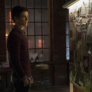 Fotoğraf Grant Gustin